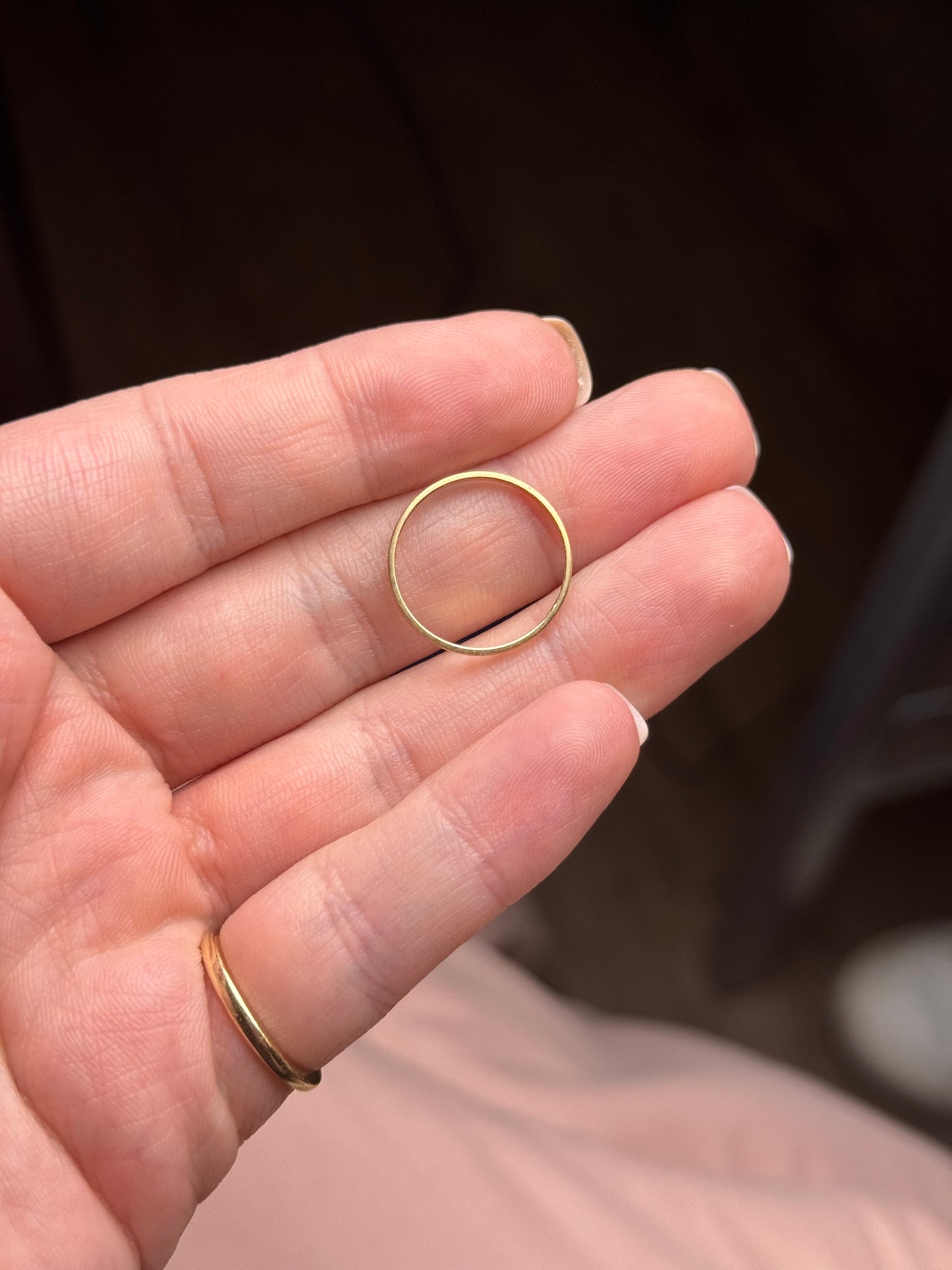 14k 1.5mm band ring - size 5.5-5.75