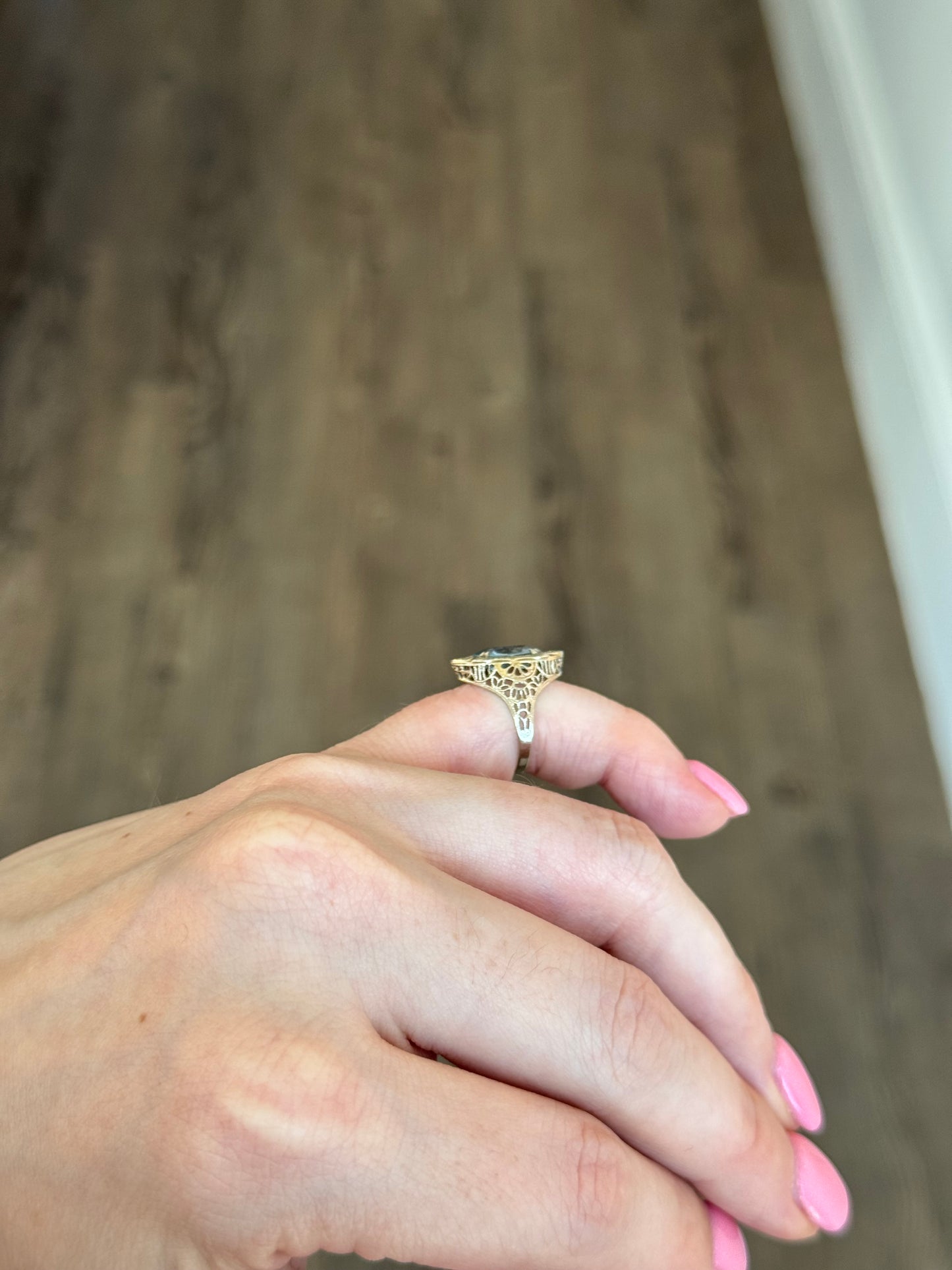 10k White Gold A&S Federated Abraham & Strauss Pinky Ring - Size 2.5