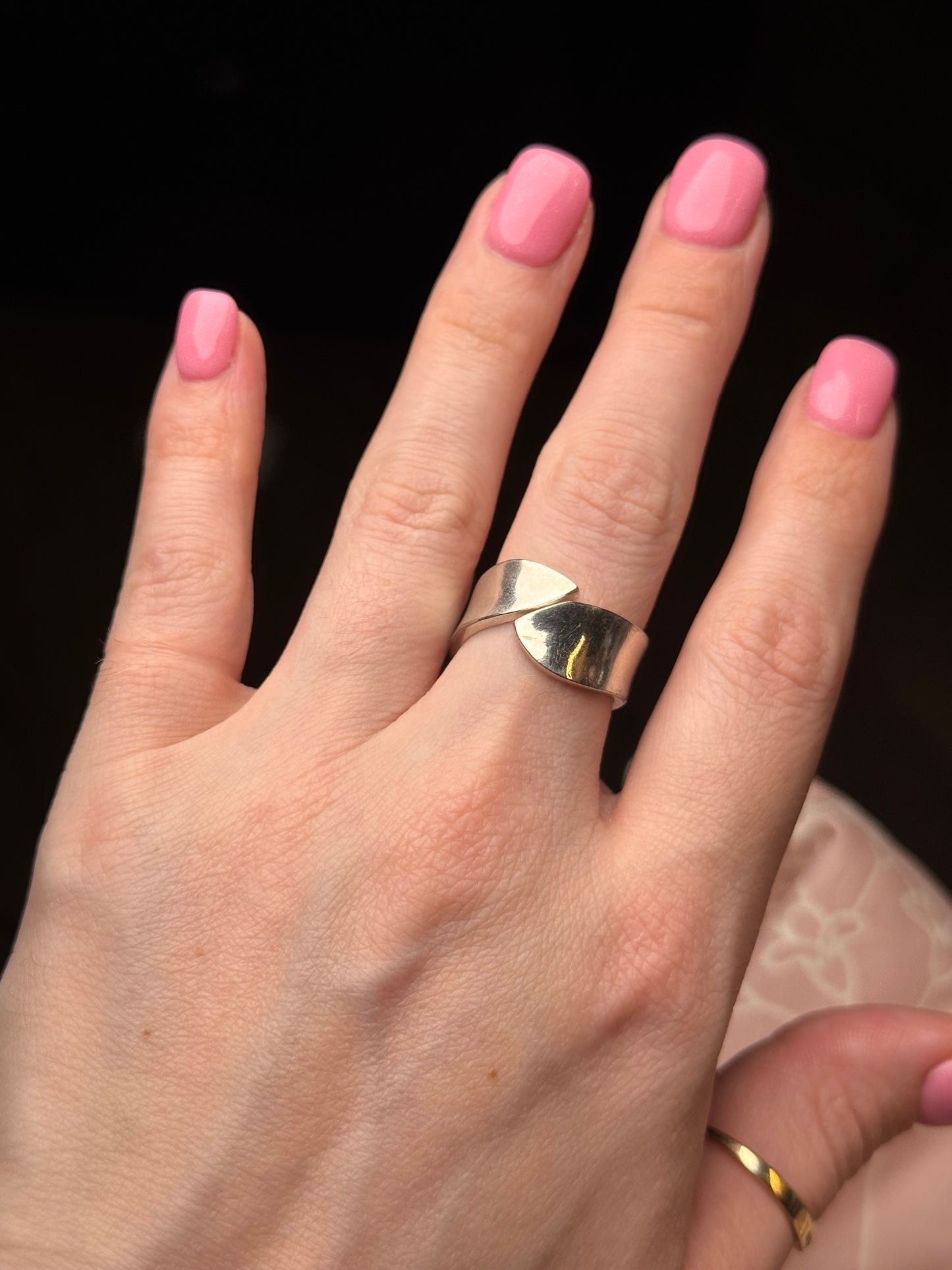 Sterling ring - size 9+ flexible sizing