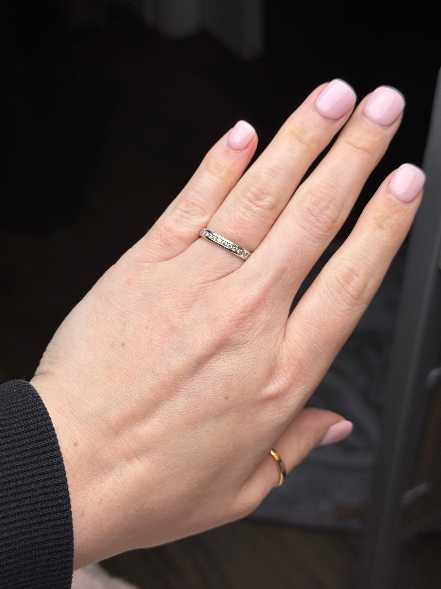 14k White Gold Channel Band Ring - Size 6