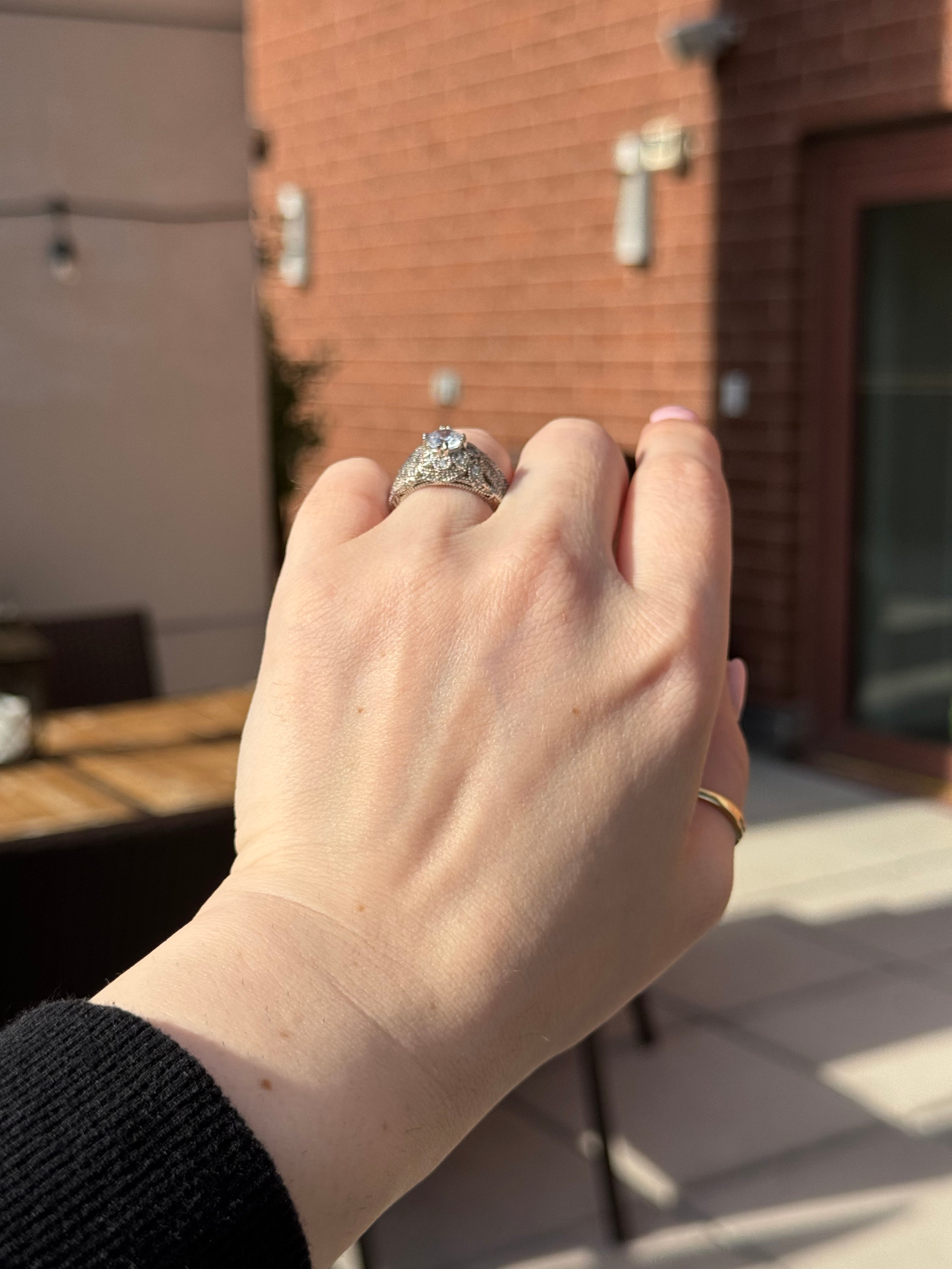 Sterling Silver Glass or CZ Ring – Size 6.75