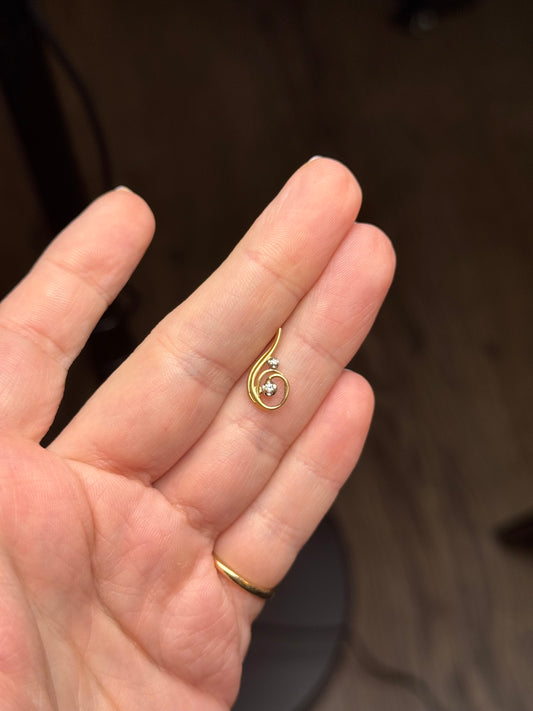 14k diamond pendant