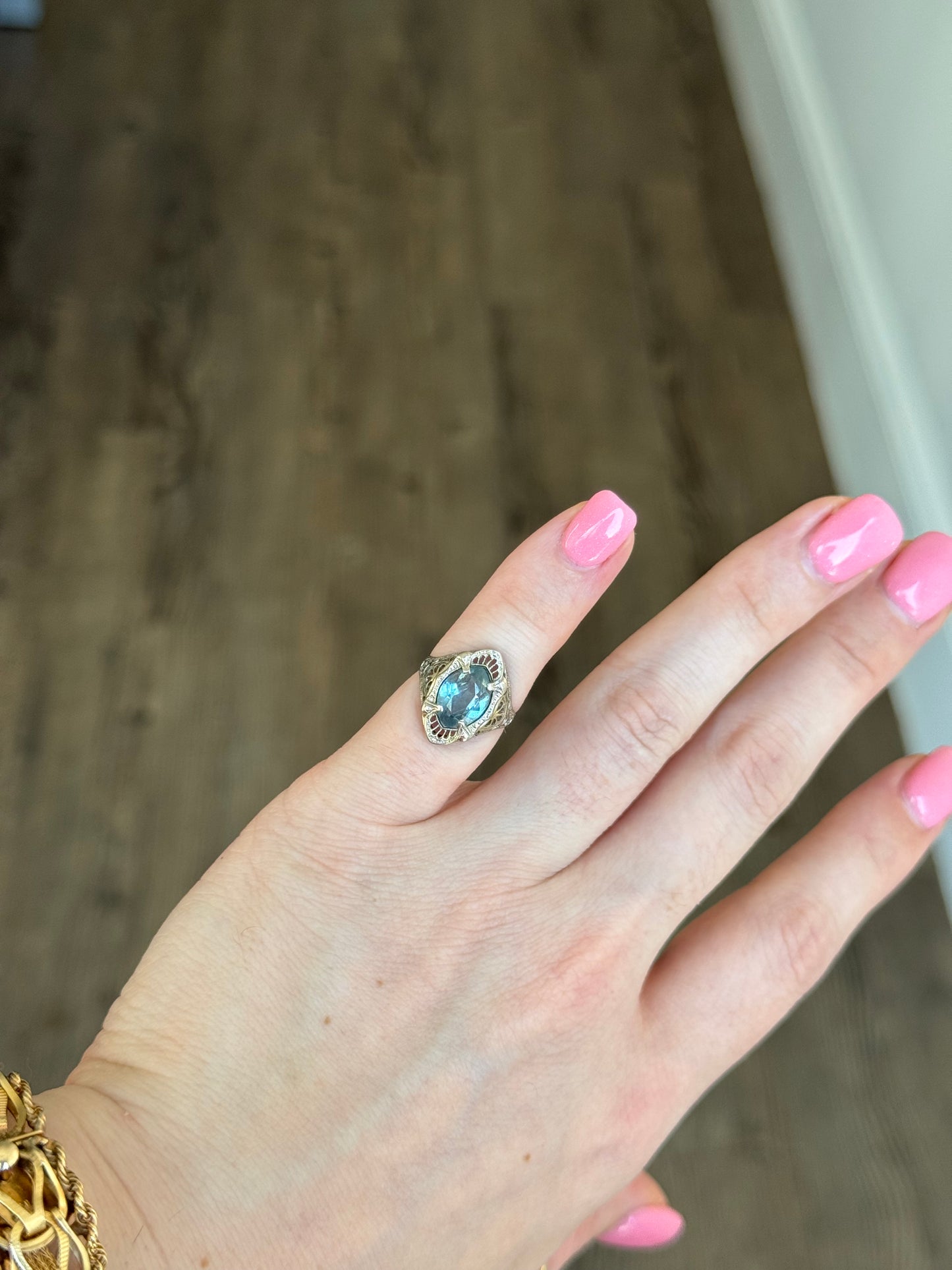 10k White Gold A&S Federated Abraham & Strauss Pinky Ring - Size 2.5