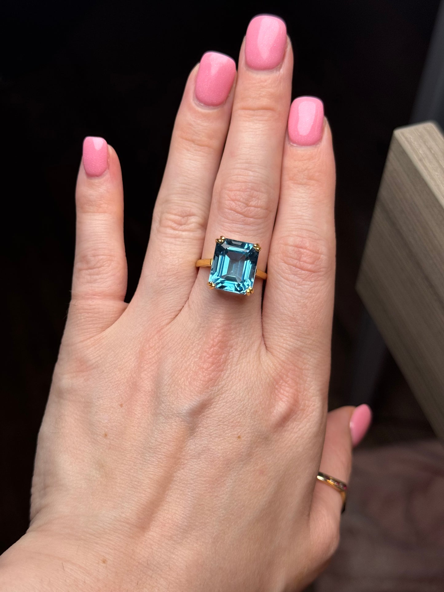 14k Topaz Ring - Size 8.75-9