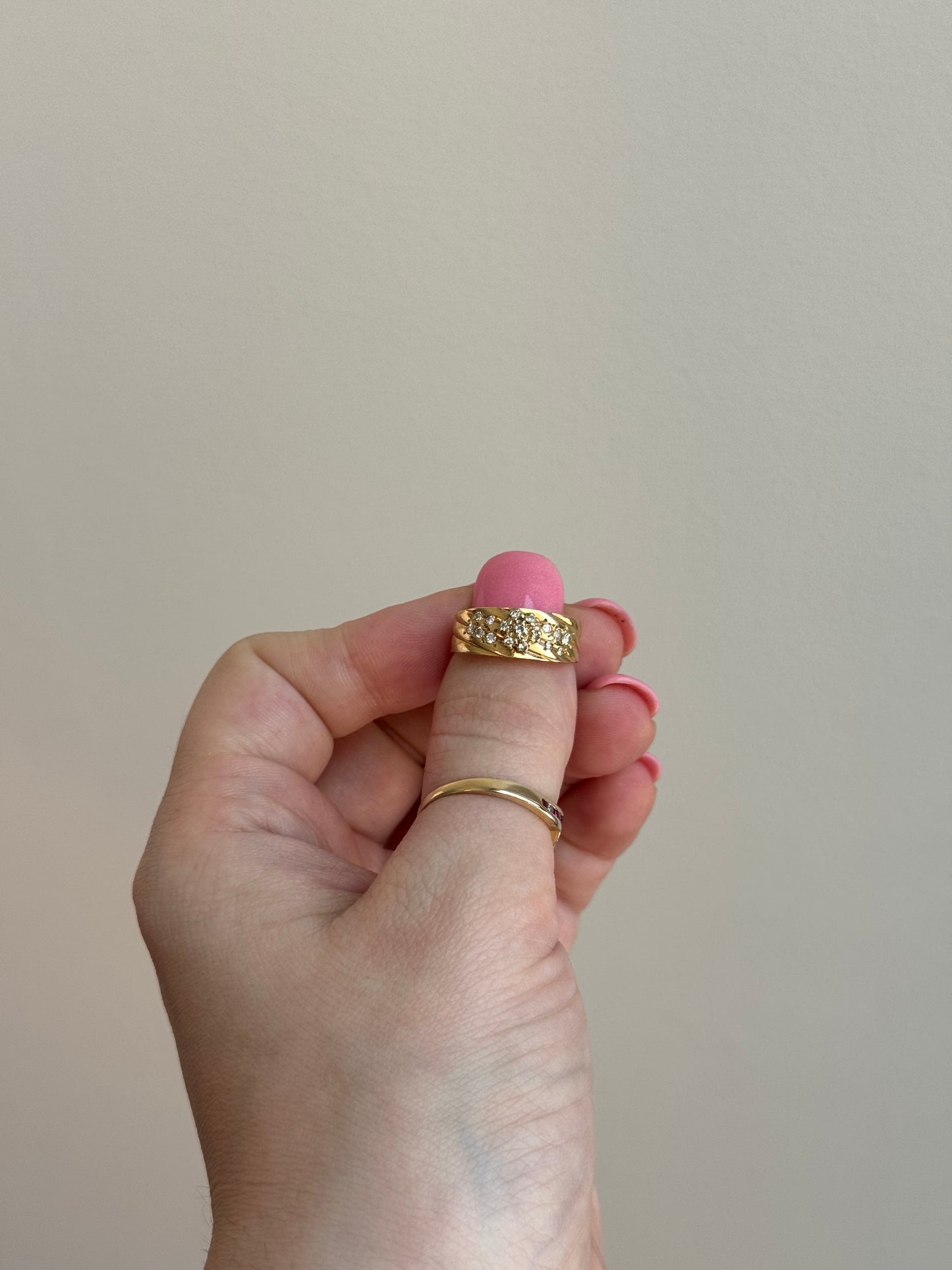14k Diamond Ring - Size 6.25