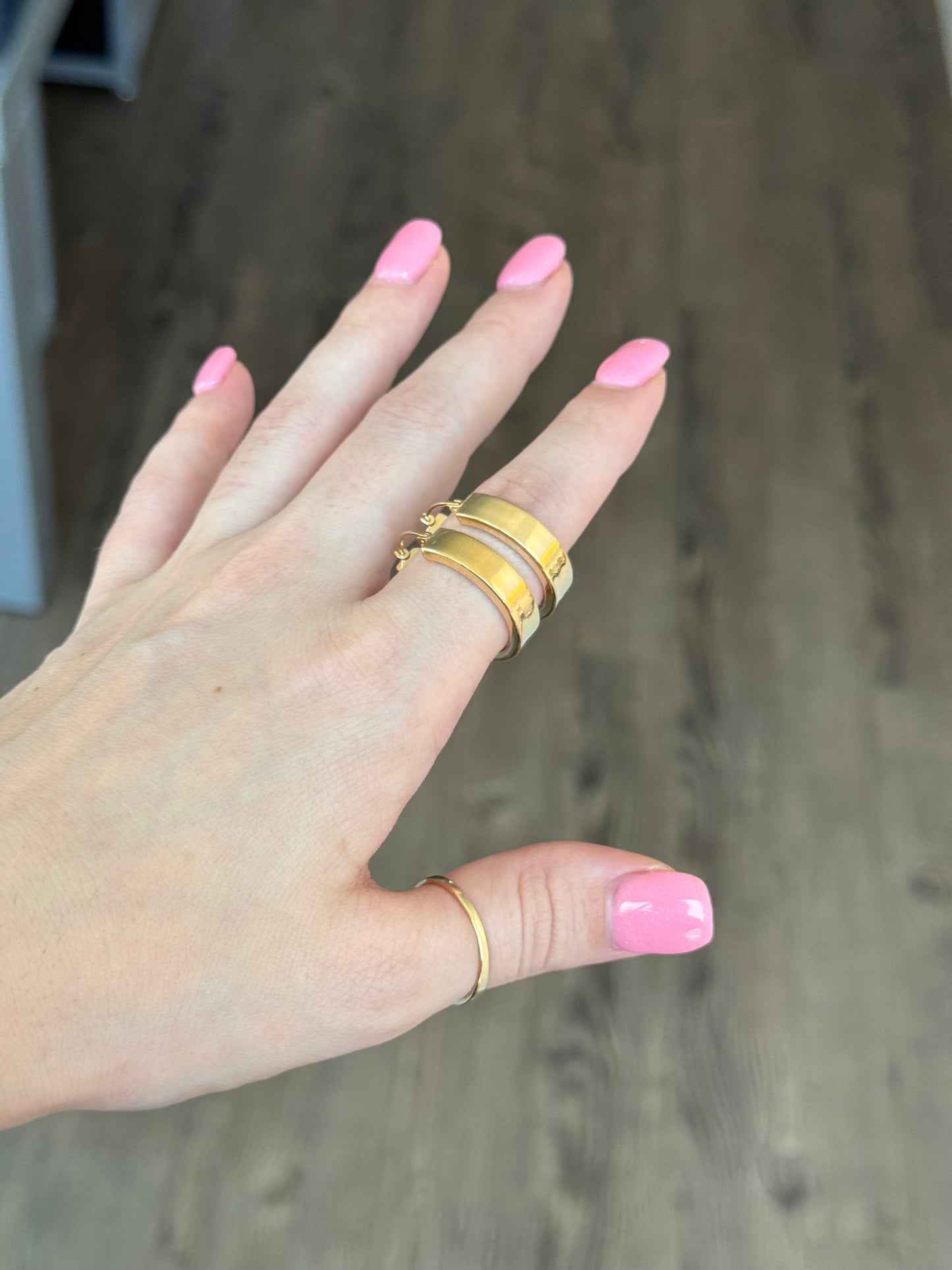 14k hoops 5.85mm wide 26mm long