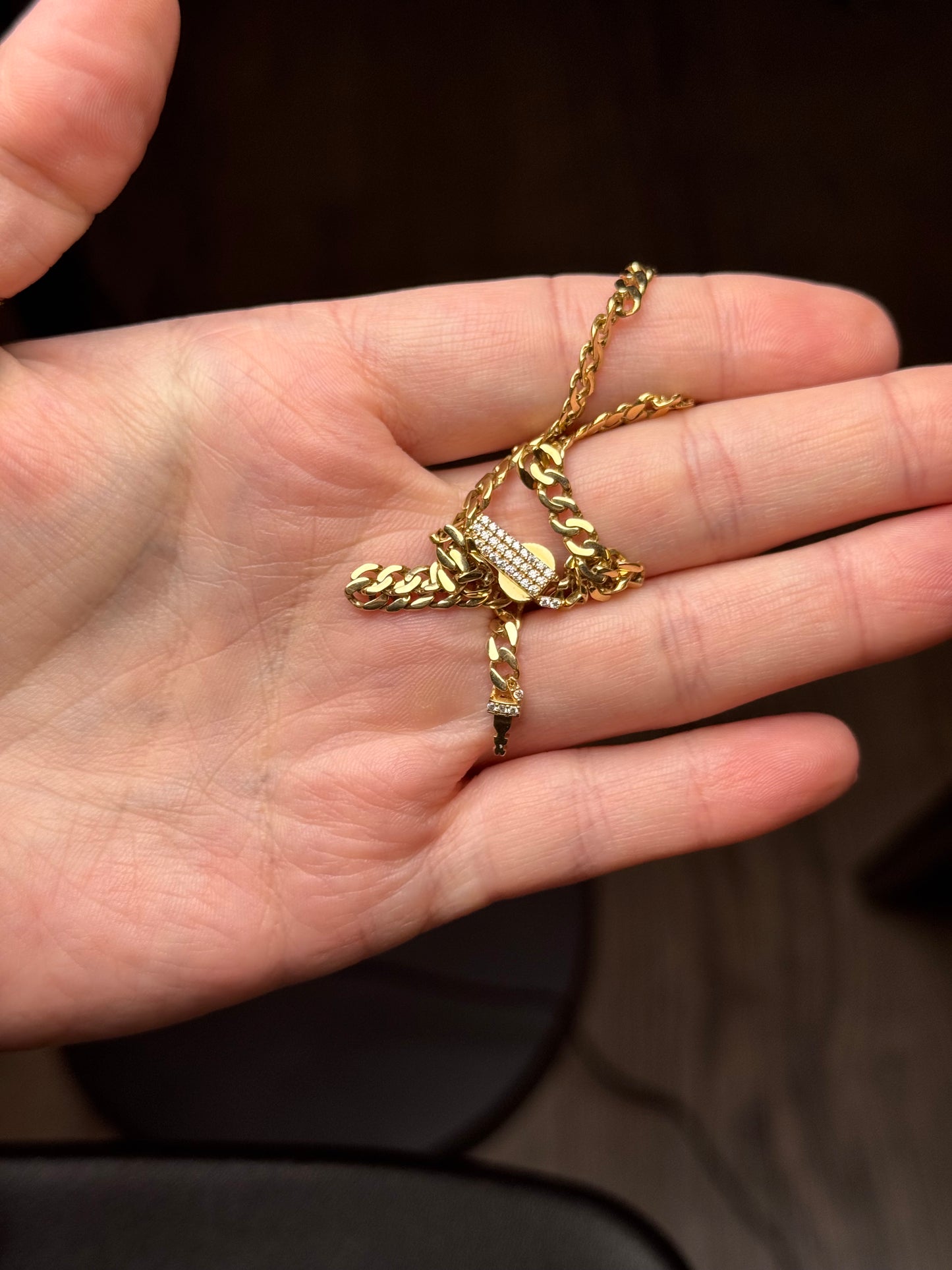14k Bracelet - 9 inches (not diamonds)