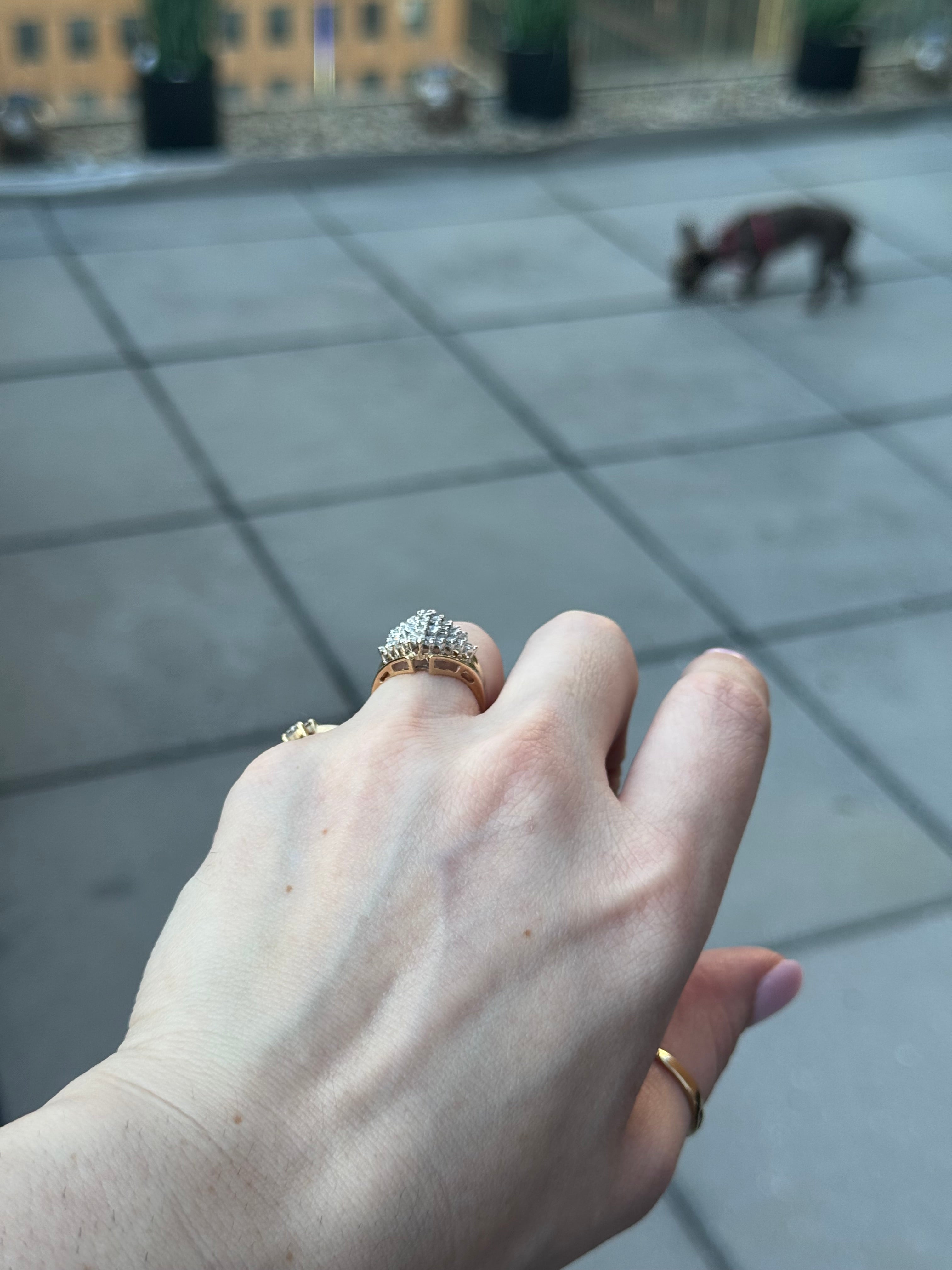 10k diamond ring - size 6.5