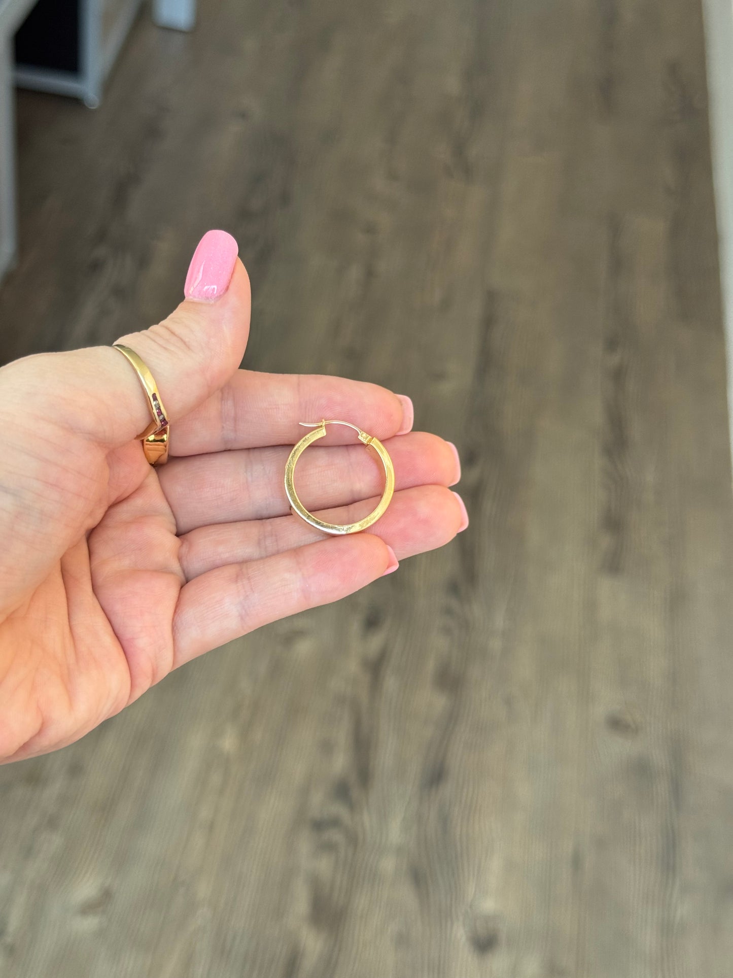 14k hoops 5.85mm wide 26mm long