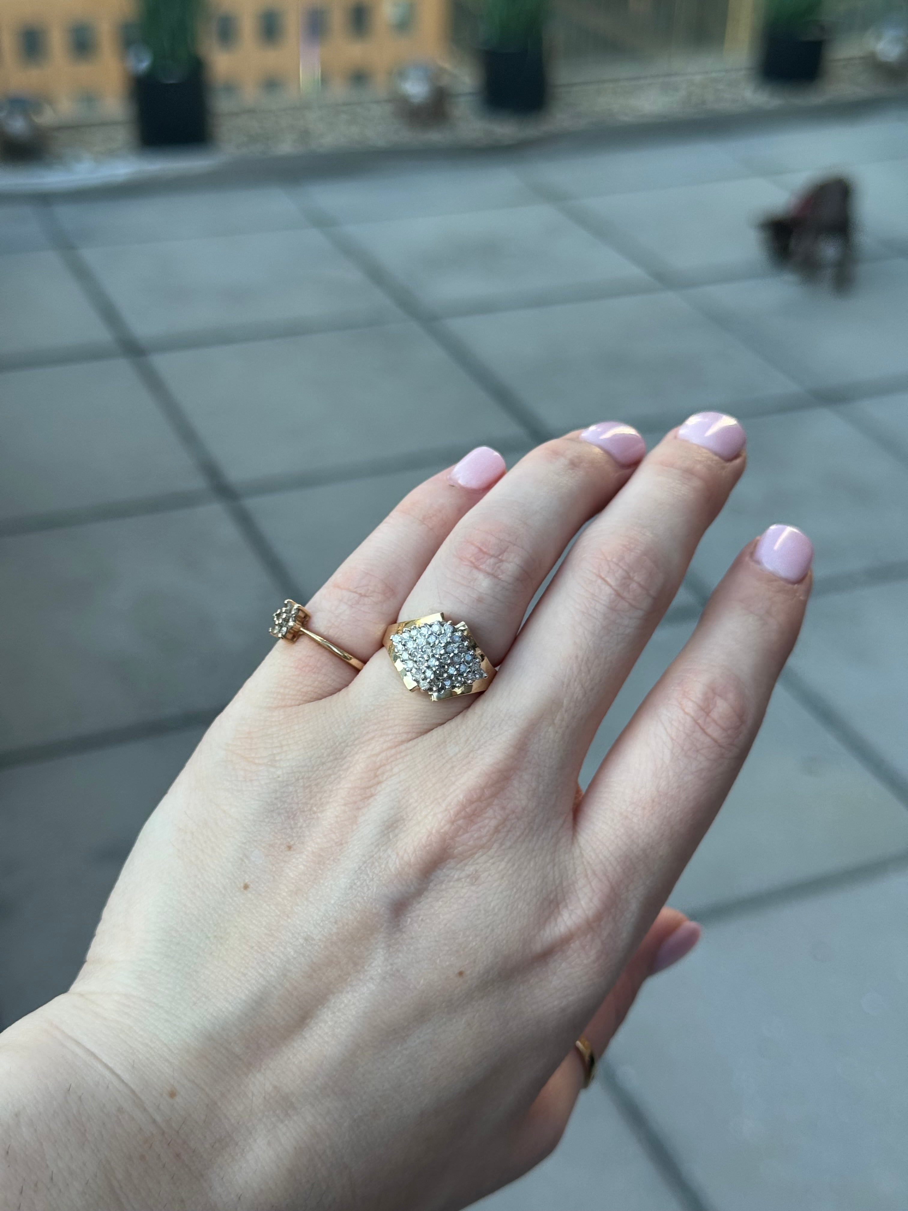 10k diamond ring - size 6.5