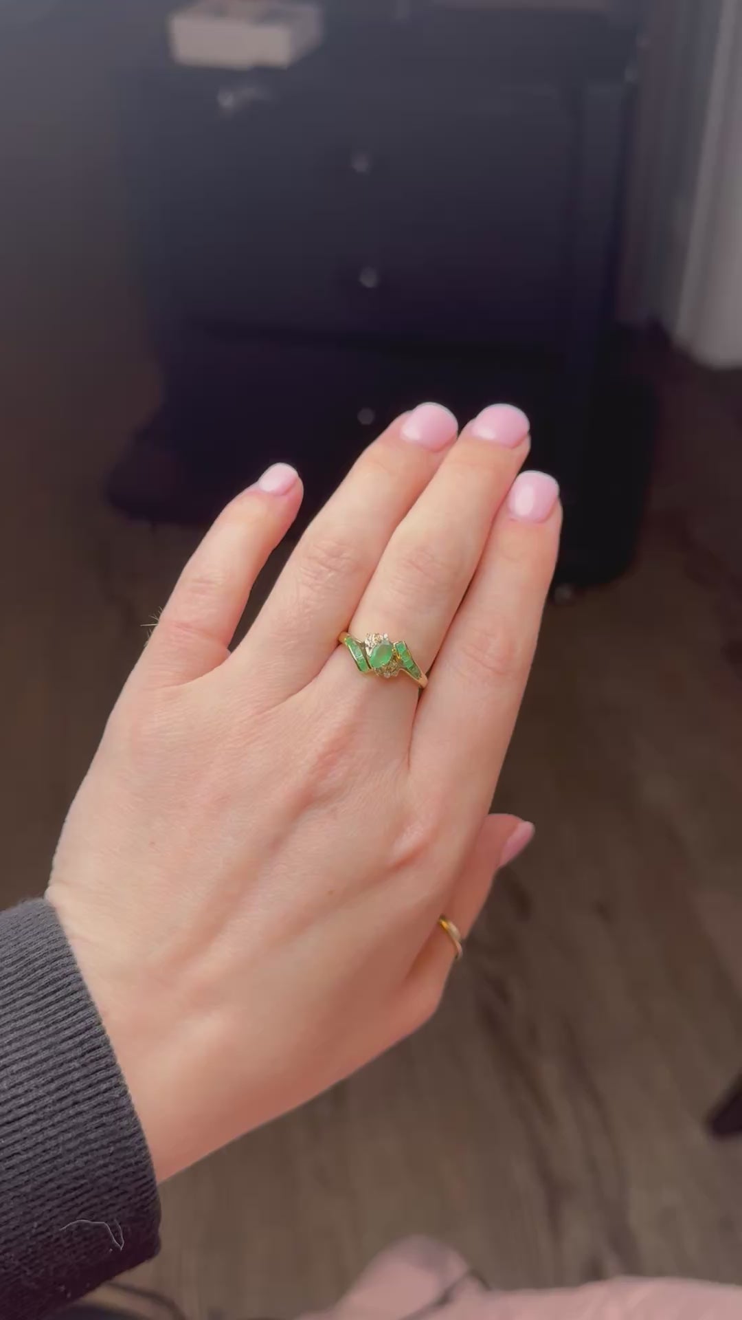 10K Gold Emerald & Diamond Ring – Size 7